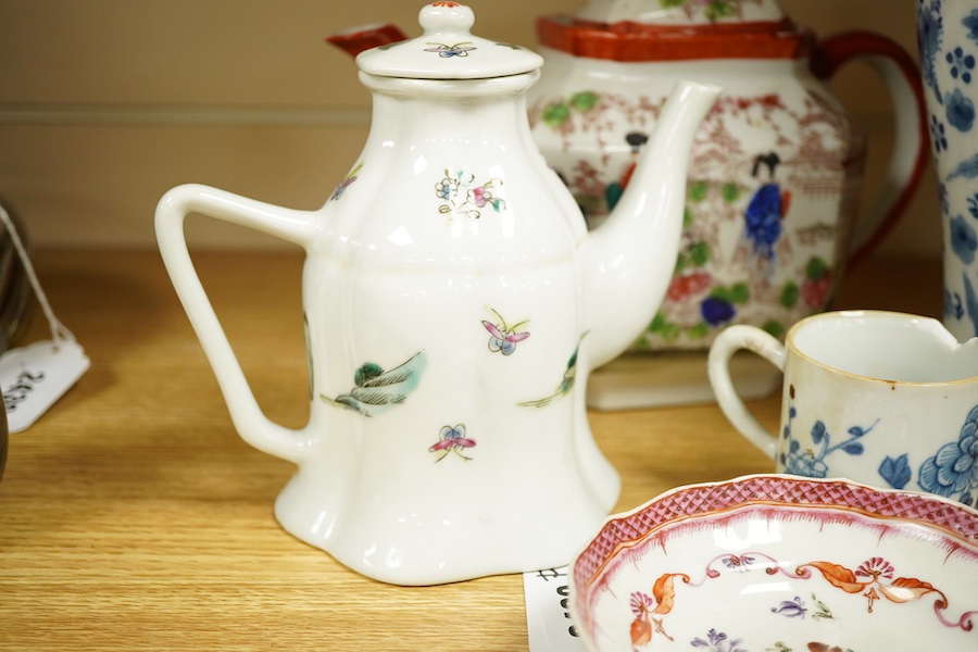 Oriental porcelain including a Chinese blue and white vase and cover, 27cm high